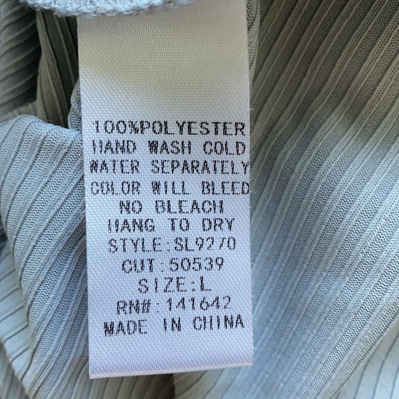 Tie Front Tank Top - Picture 5 of 5